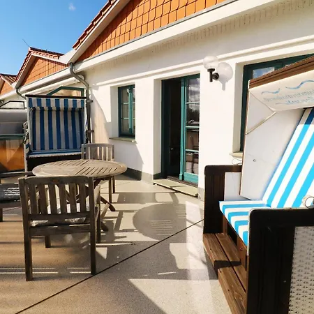 Mein Hafen Mit Yachthafenblick Terrasse Strandkorb Wlan Parkplatz Apartament