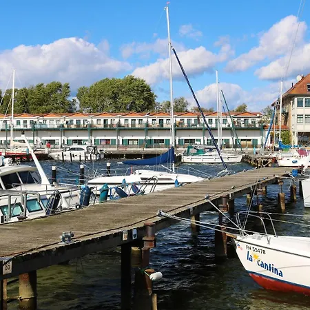 Mein Hafen Mit Yachthafenblick Terrasse Strandkorb Wlan Parkplatz *