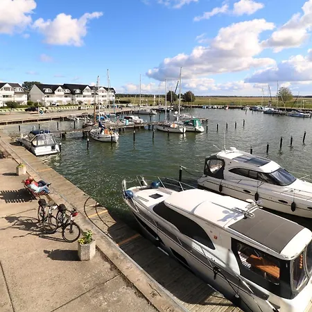 Mein Hafen Mit Yachthafenblick Terrasse Strandkorb Wlan Parkplatz * Karlshagen